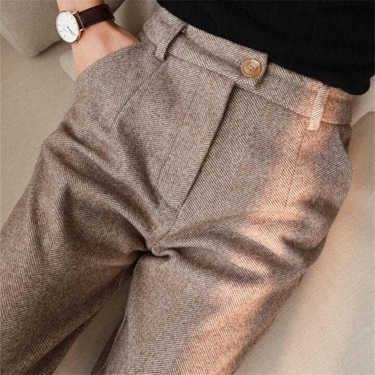 Men’s Pleated Tailored Trousers | Smart Casual Pants | Relaxed Fit with Classic Finish