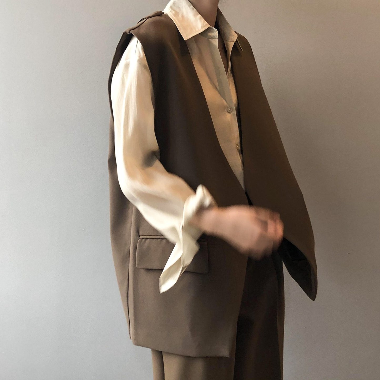 Oversized Sleeveless Blazer Vest | Modern Tailored Fit | Lightweight Fabric | Office Chic