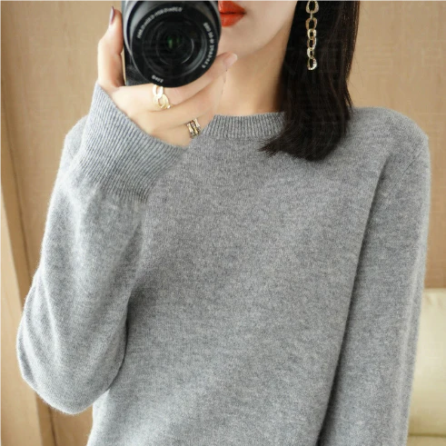 Women's Cashmere Blend Sweater | Lightweight Knit | Crew Neck Pullover