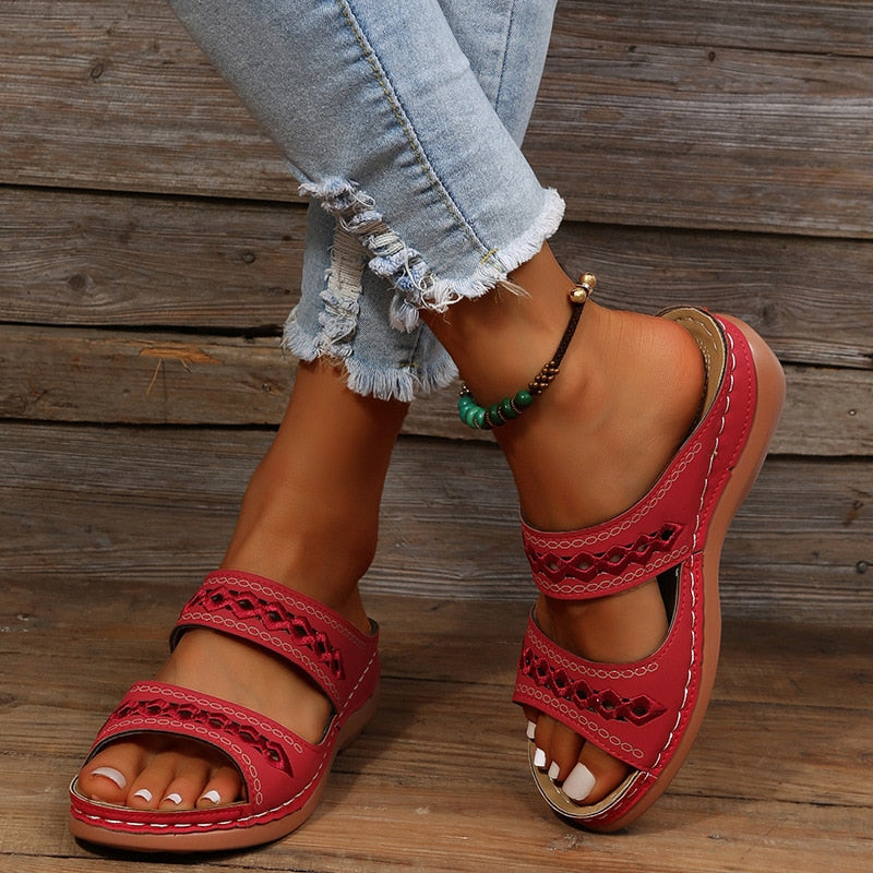 Women's Comfortable Slip-On Sandals | Lightweight Summer Slides | Cushioned Walking Sandals