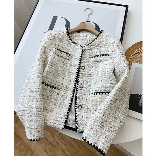 Textured Tweed Jacket | Contrast Trim | Elegant and Feminine | Classic Outerwear