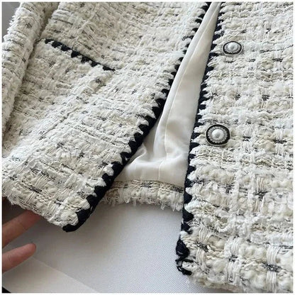 Textured Tweed Jacket | Contrast Trim | Elegant and Feminine | Classic Outerwear