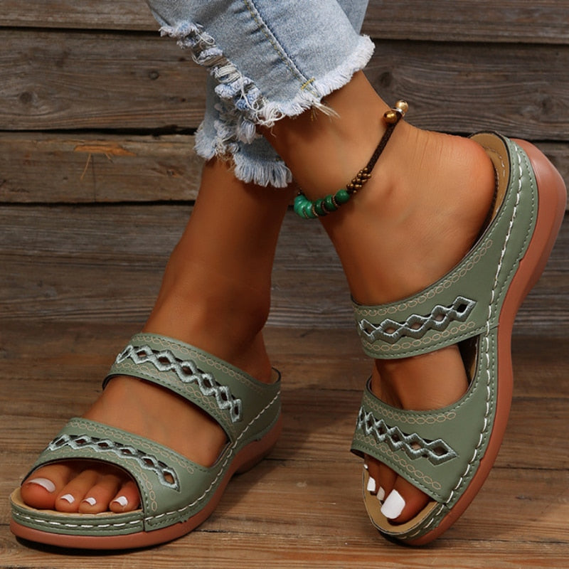 Women's Comfortable Slip-On Sandals | Lightweight Summer Slides | Cushioned Walking Sandals