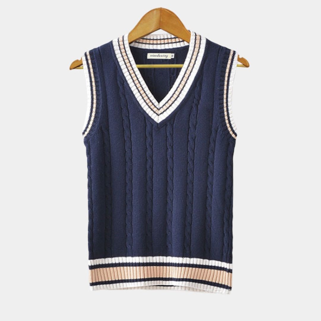 Sleeveless Cable Knit Vest | V-Neck Pullover | Preppy Layered Sweater