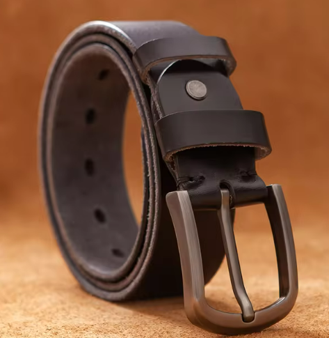 Men’s Classic Leather Belt | Durable Everyday Accessory | Polished Metal Buckle