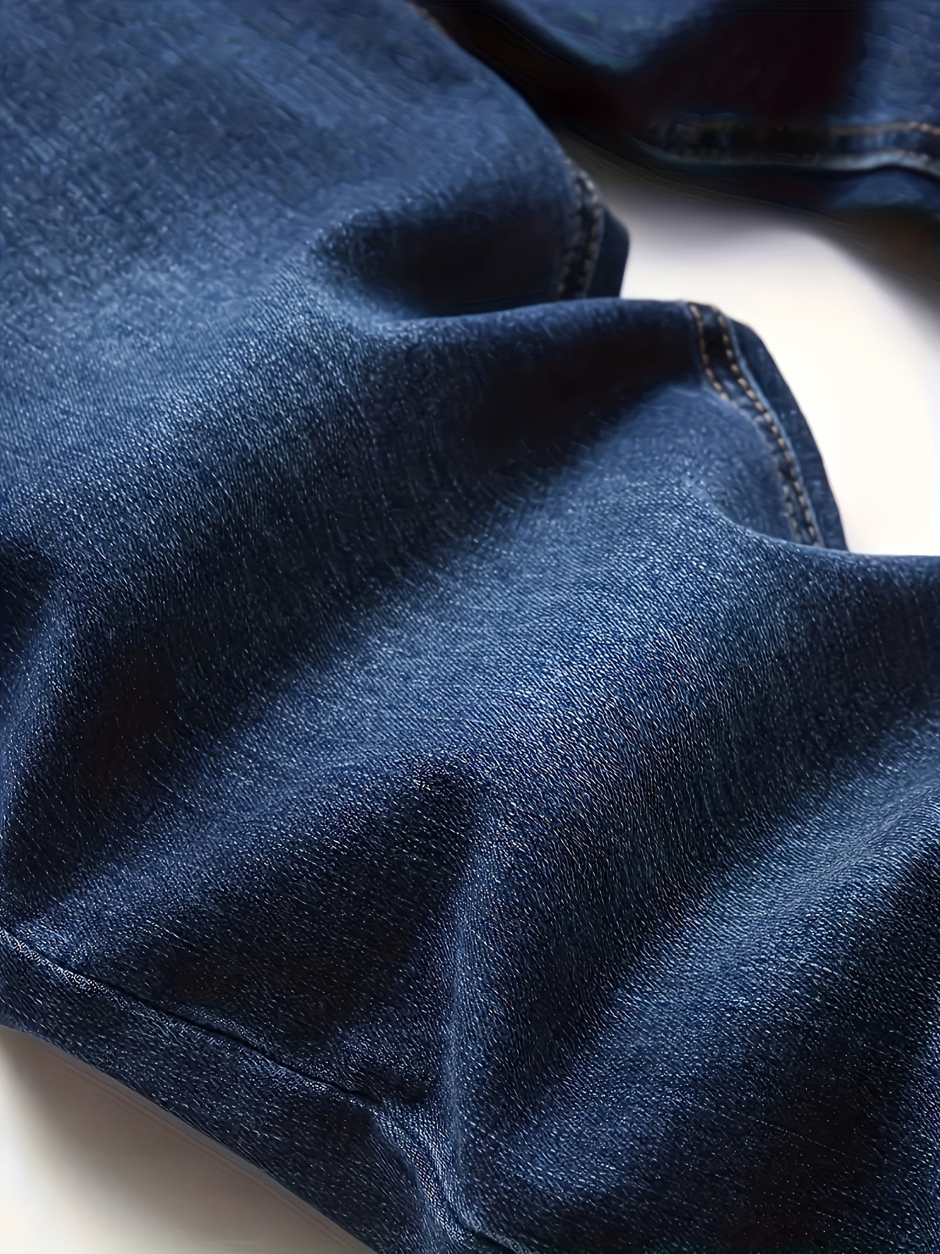 Men's Classic Slim Fit Jeans | Stretch Denim | Everyday Light Wash