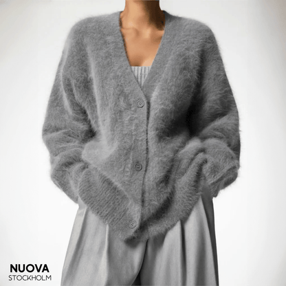 Relaxed Fit Cardigan | Plush Knit & Button Closure | Cosy Everyday Layer