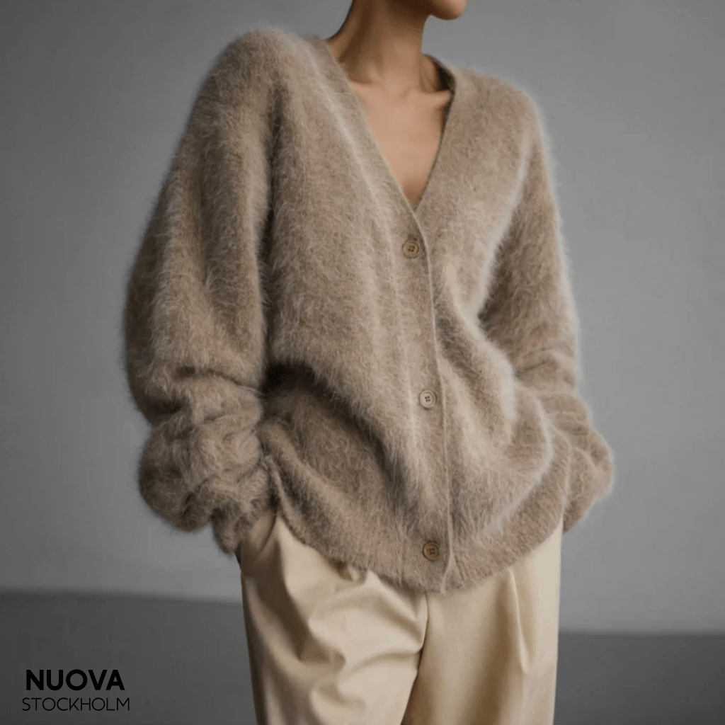 Relaxed Fit Cardigan | Plush Knit & Button Closure | Cosy Everyday Layer