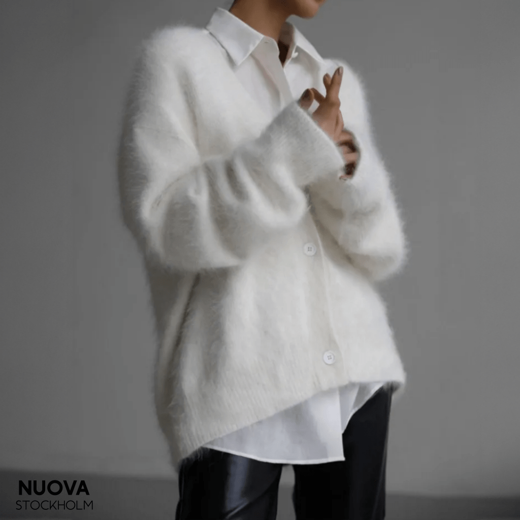 Relaxed Fit Cardigan | Plush Knit & Button Closure | Cosy Everyday Layer