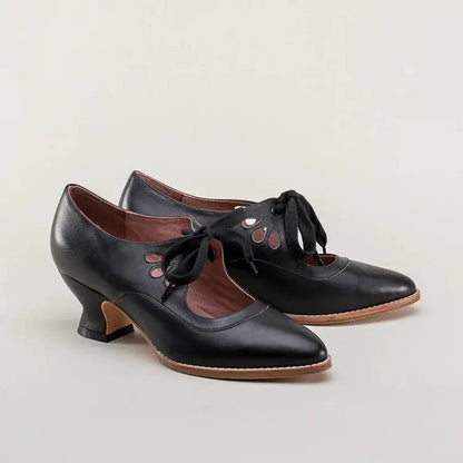Women's Retro Heeled Oxford Shoes | Cutout Design | Low Lace-Up Heel