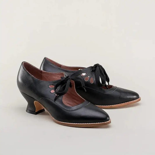 Women's Retro Heeled Oxford Shoes | Cutout Design | Low Lace-Up Heel
