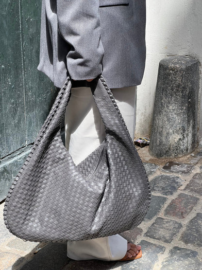 Woven Shoulder Bag | Zipper Closure | Textured Everyday Carry
