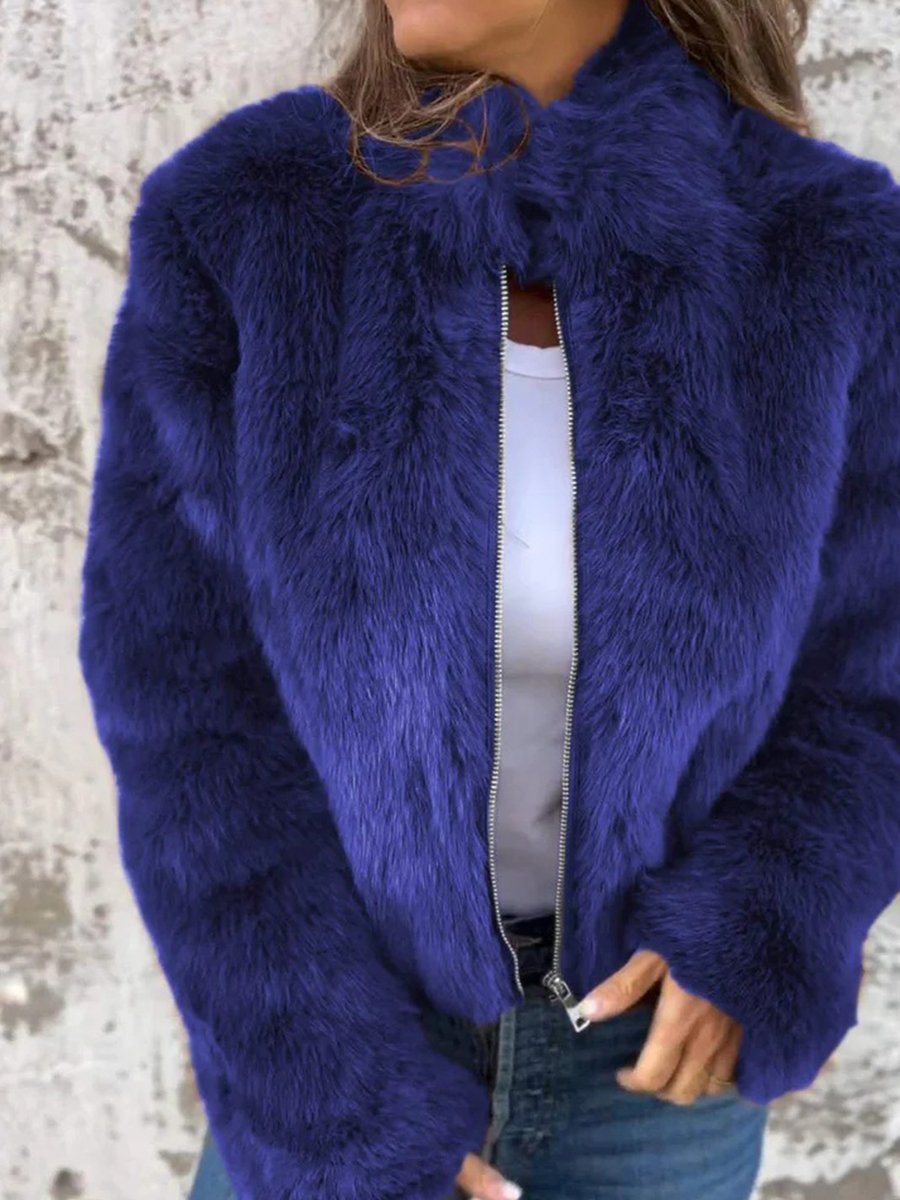 Plush Zip Jacket | Soft Touch | Cozy Cold-Season Layer