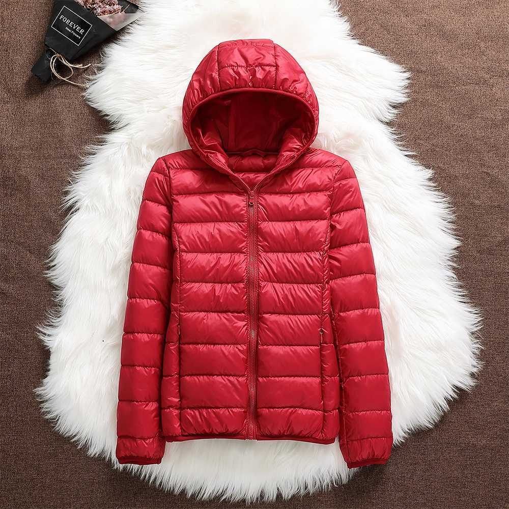 Lightweight Hooded Puffer Jacket | Quilted Insulation | Packable Warmth