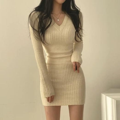 Ribbed Knit Sweater Dress | Slim Fit | Viscose Blend | Elegant Casual Wear
