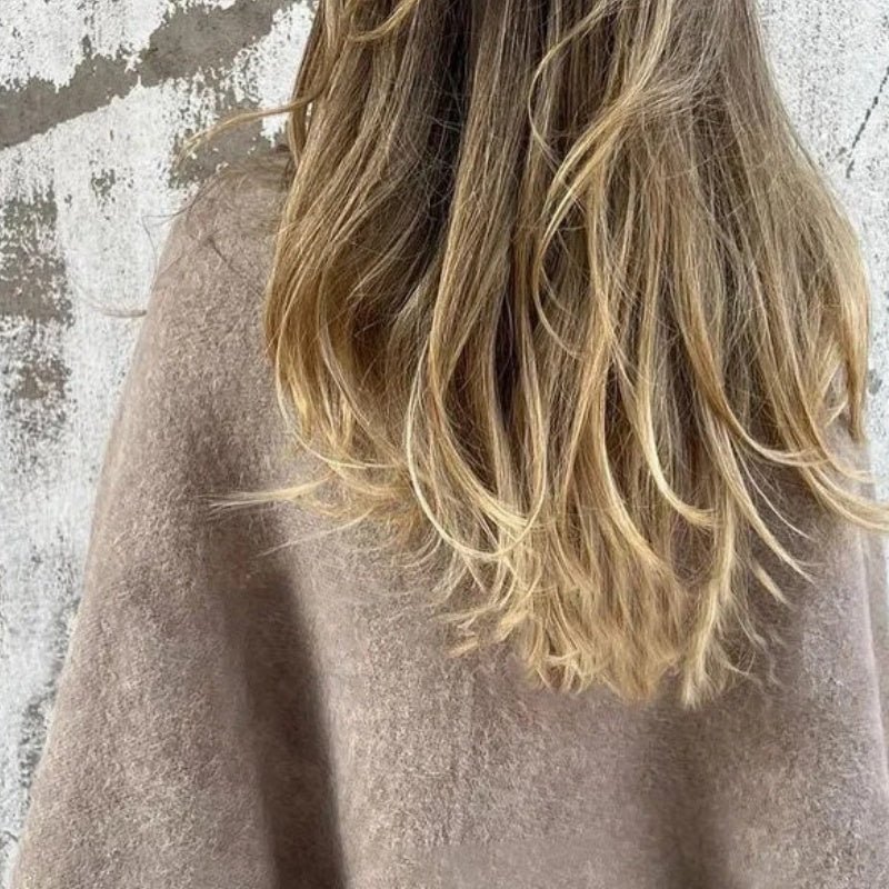 Cropped Wool-Blend Cardigan | Button-Up | Relaxed Fit | Casual Layering