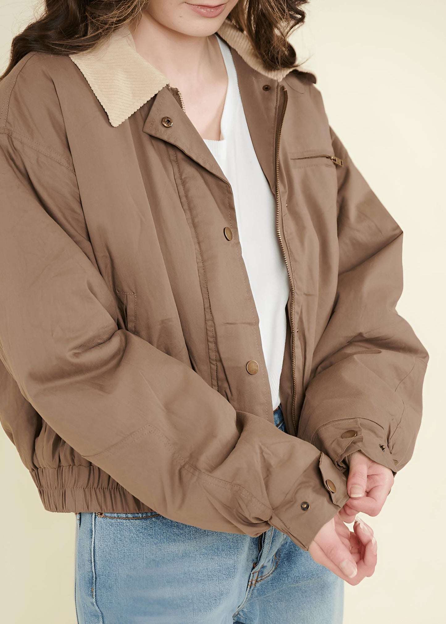 Cropped Bomber Jacket | Casual Comfort | Corduroy Collar | Everyday Essential