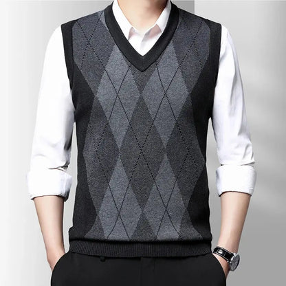 Argyle Knit Sweater Vest | Classic Diamond Pattern | Lightweight & Stylish | Men's Layering